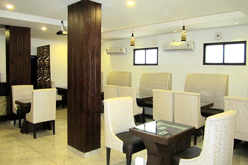 Hotel The Onix, Dehradun - Restaurant_3